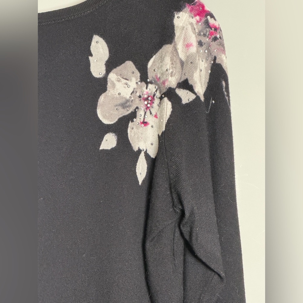 White House Black Market Black and Pink Floral Cardigan Size M - Picture 6 of 12